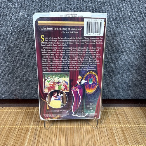 Snow White and The Seven Dwarfs VHS Sealed Tape Factory Disney Movie B2 - Bild 2 von 4