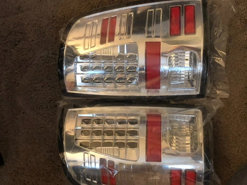 RECON 264236CL LED Tail Lights Clear Lens Chrome – 2013-15 RAM 1500/2500/3500 - Picture 2 of 3