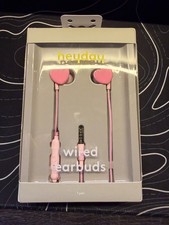 heyday wired earbuds - unique heart design - 3.5mm aux - mic - comfortable fit