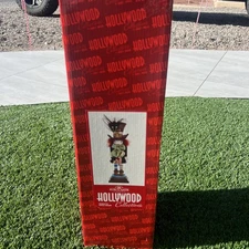 Kurt S. Adler, Inc. HA0381 Kurt Adler 18" Hollywood Mad Hatter Nutcracker, Mu...