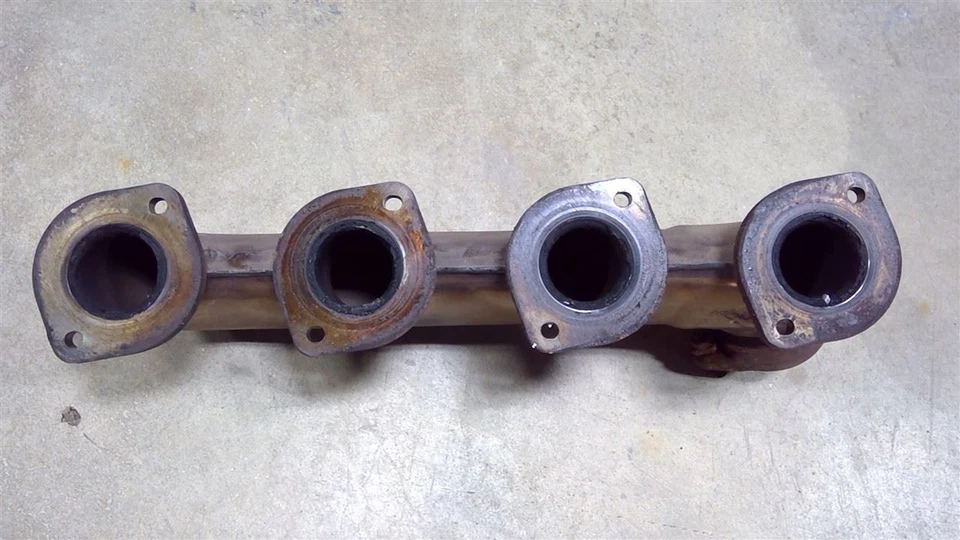 Colector de escape derecho pasajero 211 tipo E500 apto 03-06 MERCEDES CLASE E 107285 Foto 2 de 4