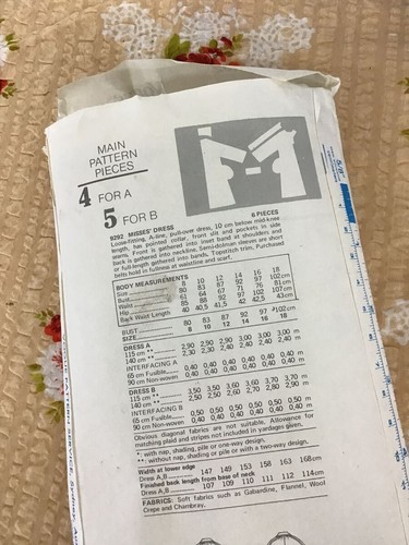 Very Easy Vogue Sewing Pattern 9292 - Misses Size 14 Dress - Bild 3 von 3