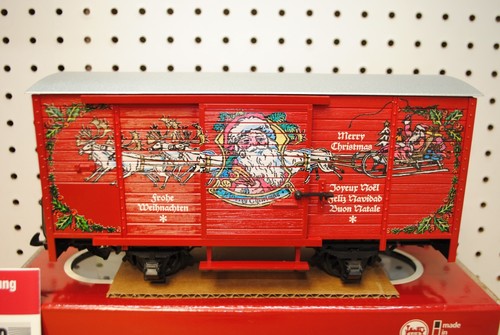 LGB 43352 Christmas Music Box Car w/Sound *G-Scale* - Picture 5 of 7