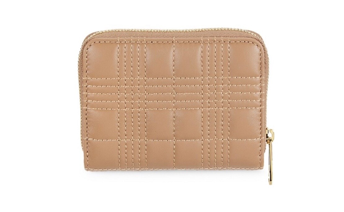 Burberry正規品/関税送料込み LOLA CMPT WALLET s-l1200.jpg