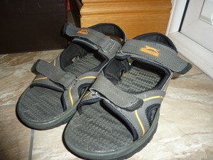 slazenger sandals