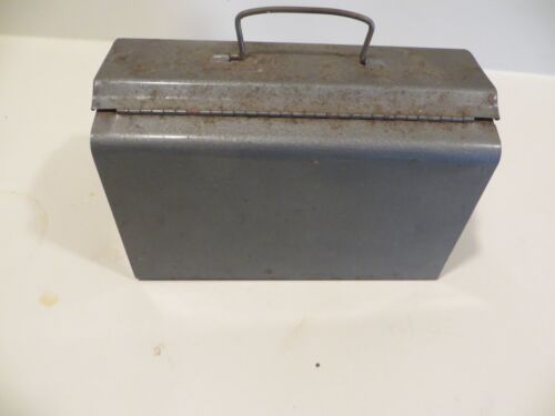 VINTAGE CRAFTSMAN SEARS ROEBUCK ELECTRIC SANDER W/METAL CARRYING CASE WORKS - Picture 3 of 7