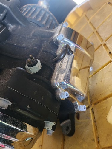 Harley Davidson 07-2015 Softail Heritage Classic & Fat Boy Transmission Housing - Picture 14 of 21