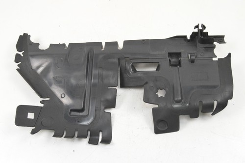 Citroen C5 mk3 1.6HDI Coolant Radiator Left Air Guide P9682510580 9682510580 - Picture 5 of 10