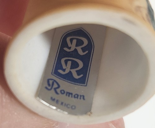 Vintage RR Roman Mexico Porcelain Thimble Nativity Scene Christmas - Picture 3 of 3