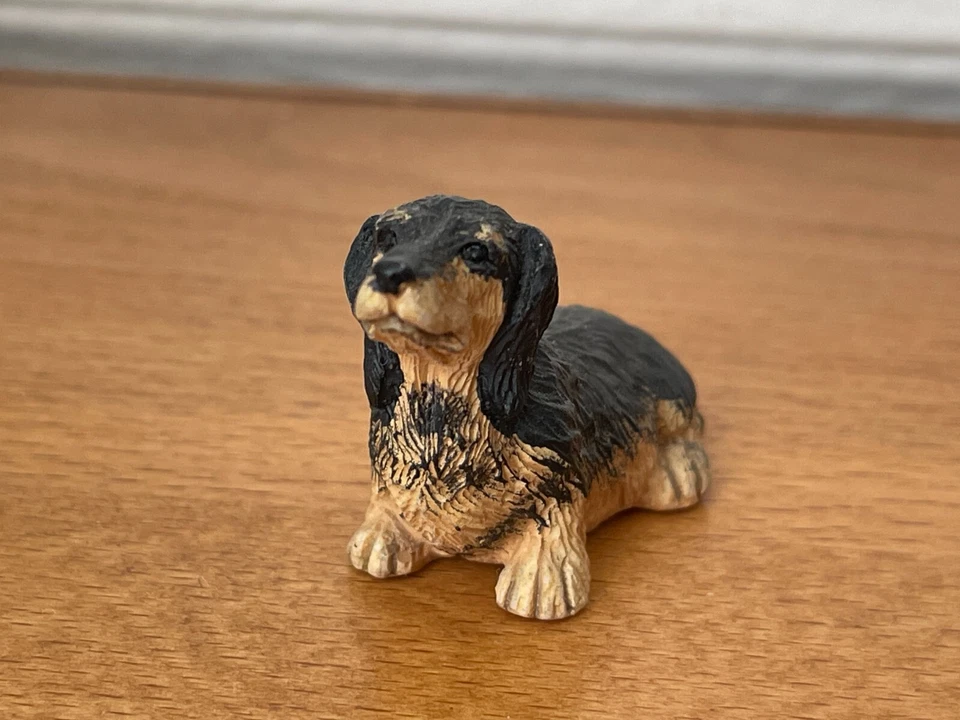 Adorable Mini Figurine en résine Chien Bébé H=3cm L=4,5cm - Photo 2/4