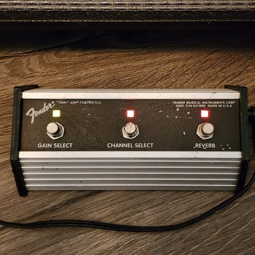 Fender Twin-Amp Professional Tube Amplifier "Evil Twin" - Picture 3 of 15