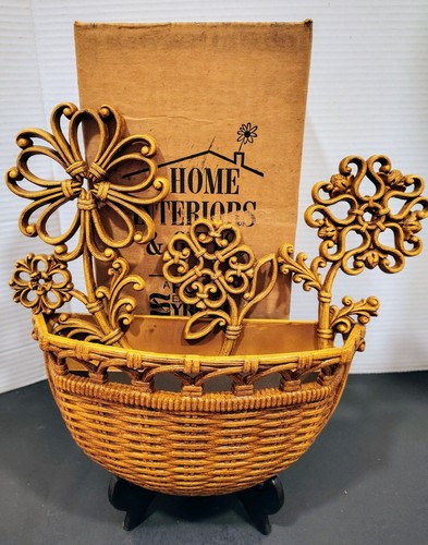 Vtg Home Interior Wall Pocket Basket And Flowers New In Open Box - Picture 1 of 6