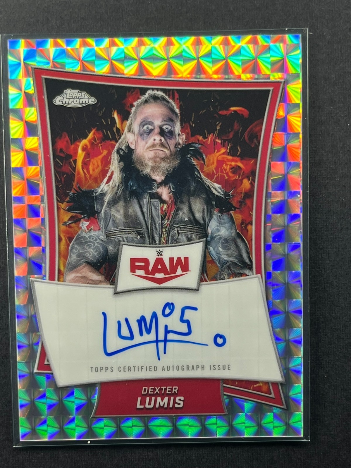 2025 Topps Chrome WWE Red Brand Geometric Refractor Dexter Lumis #RBA-DXT Auto