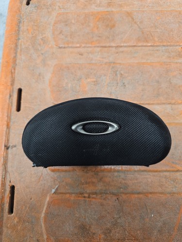 Oakley Soft Vault Sunglass Case Zipper Closure Nylon 07-025 Black