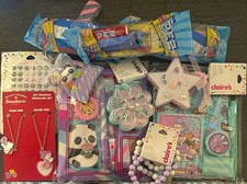 Claire's girls BFF gift bundle. 11 items total