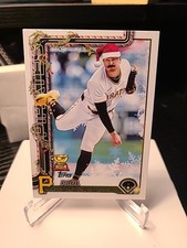 Paul Skenes 2025 Topps Holiday - Holiday Variation Santa Hat