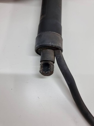 Amortiguador de puntal de maletero puerta trasera Toyota RAV 4 (XA50) 2020 6891042060 ESP27363 - Imagen 2 de 5