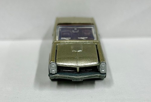 Johnny Lightning 1994 Muscle Cars USA Lt Gold 1965 GTO Cabrio - Bild 8 von 10