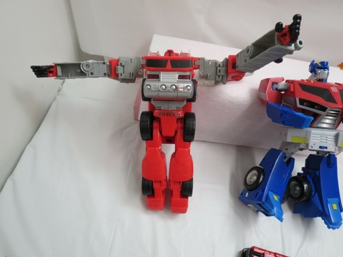 LOT OF 3 TRANSFORMERS ROBOTS ACTION FIGURES TONKA FIRE TRUCK - Foto 2 di 3