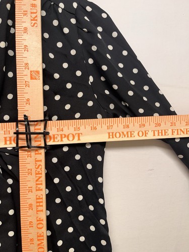 Sz Small Women’s Black Forever 21 Polka Dot Blouse Shirt Top Tie Collar Flown. - Picture 7 of 14