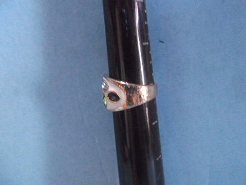 Anillo de joyería de moda banda tono dorado con flor tamaño 8,25 - Imagen 3 de 9