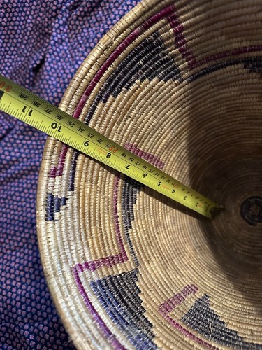 Africa Tutsi Tribe Rawanda Agaseki Ibeseke Lidded Conical Fiber Weave Basket 20" - Picture 13 of 15