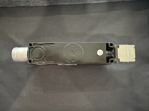 Euchner STA3A-2131A024L024BHA10C2090 Safety Switch Ships From USA - Picture 5 of 7