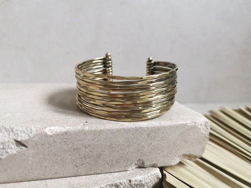 Manschettenarmband aus Messing, Armband aus goldenem Messing, Armreif Gold gehäm - Picture 9 of 9