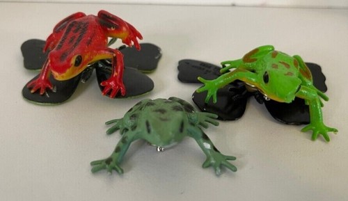 Unique Set of 6 Plastic Butterflies & Frogs with Snap for Clothing & Crafts - Picture 4 of 4