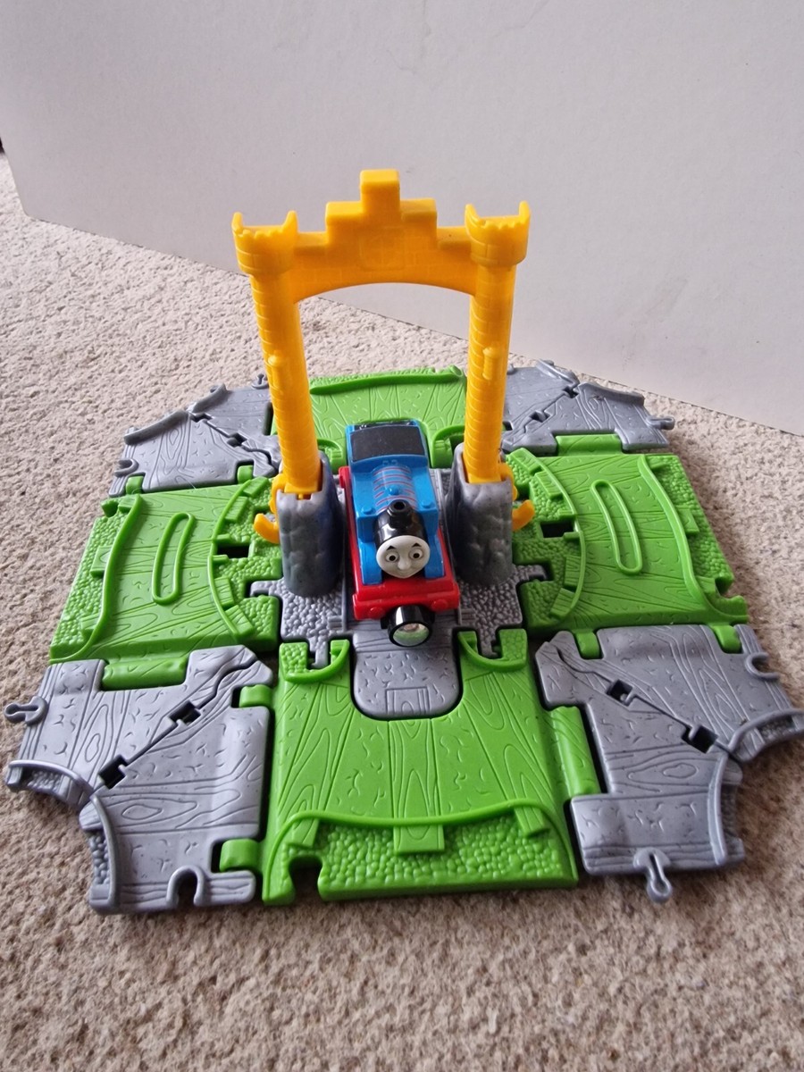 Thomas Adventure Castle Thomas The Train Castle Set Thomas Take N