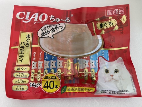 INABA CIAO Churu Liquid Cat Treats 14 g × 40 Sticks Tuna Variety - Picture 3 of 3
