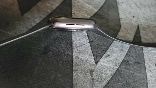 Apple Watch Series 5 44mm Space Gray Case Black Band With GPS - Picture 3 of 5