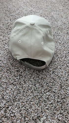 Adidas Beige Embroidered Adjustable OSFA Cap Hat - Picture 3 of 8