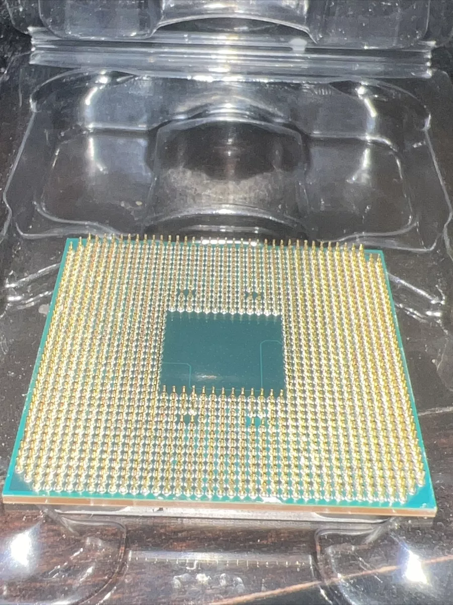 AMD Ryzen 5 2400G 3.6GHz Quad Core YD2400C5M4MFB Processor