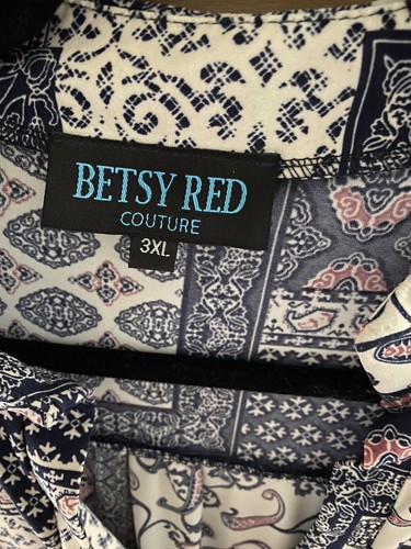 Betsy Red Couture Tunic Length Print Blouse Size 3X - Picture 3 of 5