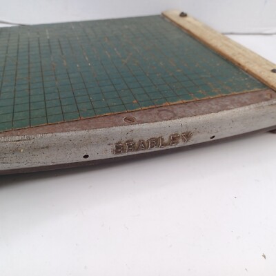 【USA vintage】Milton Bradley. ペーパーカッター USA vintage】Milton Bradley. ペーパーカッター
