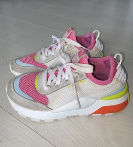 girls puma trainers
