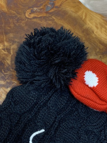 Minnie Mouse Knit Hat Mug Lot Youth Size Red Black PomPom Ears Disney Store - Picture 7 of 23