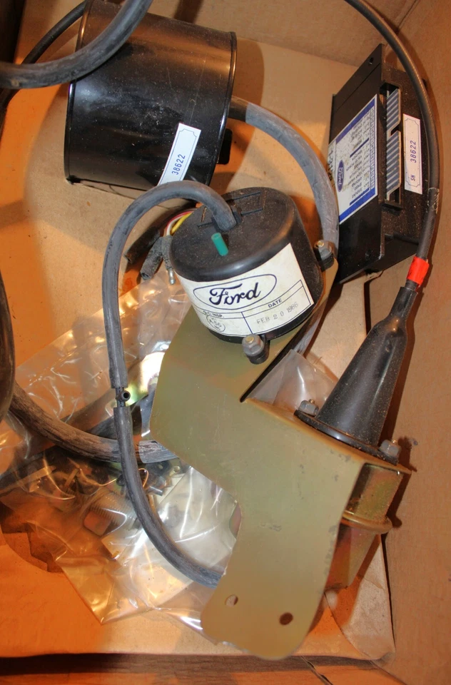 Escort EXP Lynx Tempo Topaz 1984 1985 kit de control de velocidad de crucero electrónico nuevo de lote Foto 4 de 4