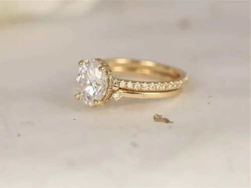 3 CTW Oval Cut VVS1 Moissanite Wedding Ring Bridal Set 14K Yellow Gold Plated - Picture 3 of 10