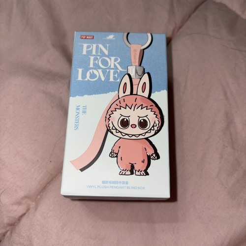 The Monsters Pin For Love U - Bild 1 von 5