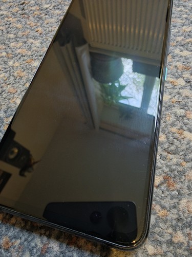 ASUS Zenfone 8 Flip ZS672KS Dual SIM 5G 6.67" 8GB RAM 256GB Storage - Black - Picture 3 of 24