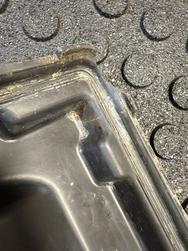 05 Polaris Predator 500 Airbox *damaged - Picture 14 of 14