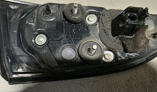 Luz trasera interior derecha Mazda 3 2019 2020 2021 hatchback BCKC-513F0 OEM - Imagen 5 de 9