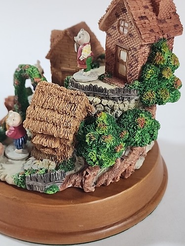 Enesco drei kleine Schweinchen & große böse Wolfshäuser mit Bleifiguren - Bild 8 von 13