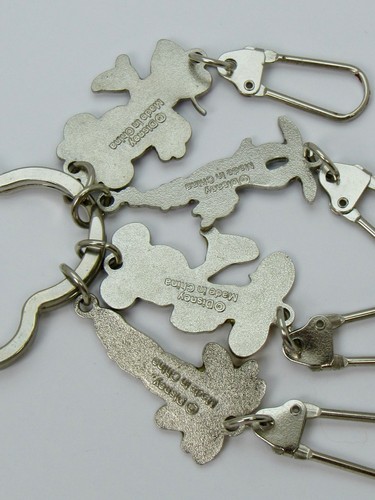 Disney Figuren Schlüsselanhänger Metall & Emaille Mickey Kopf Ring Goofy Pluto Minnie - Bild 6 von 10