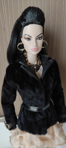 FASHION ROYALTY EUGENIA TOUCH OF FROST NUDE + COA - Imagen 12 de 12