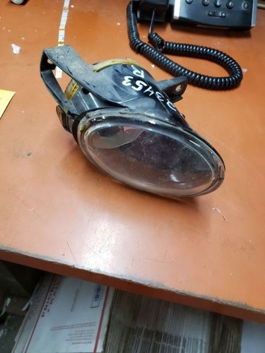 Passenger Corner/Park Light Fog-driving Bumper Mounted Fits 06-10 PASSAT 929783 - Picture 2 of 9