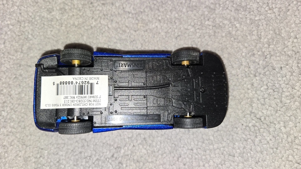 Subaru WRC 2007 escala 1:36 modelo diecast azul por Kinsmart Pull Back Go Foto 4 de 4