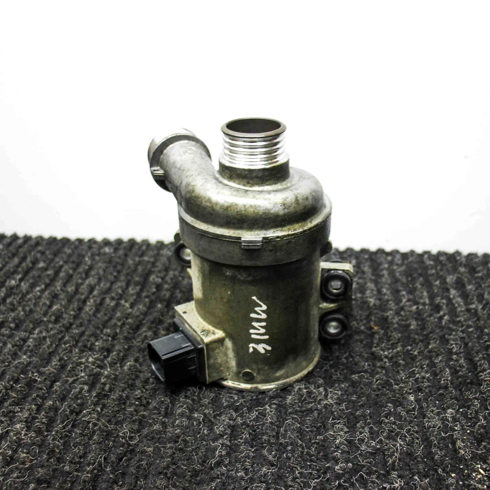 Bomba de agua BMW X3 F25 7604027 2.0 gasolina 180kw 2013 31293574 - Imagen 3 de 4